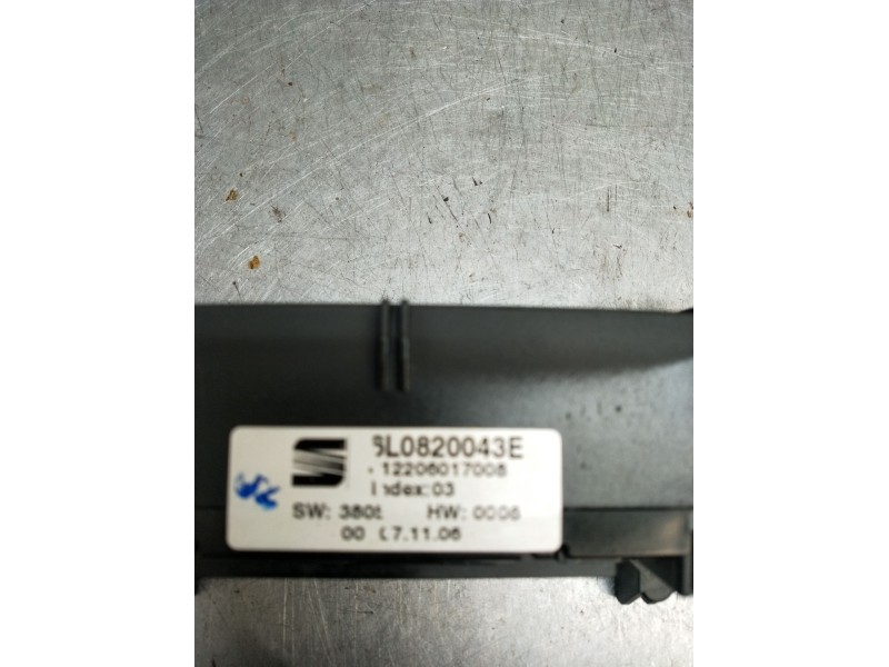 Recambio de mando calefaccion / aire acondicionado para seat ibiza iii (6l1) 1.9 tdi referencia OEM IAM 0820043e  