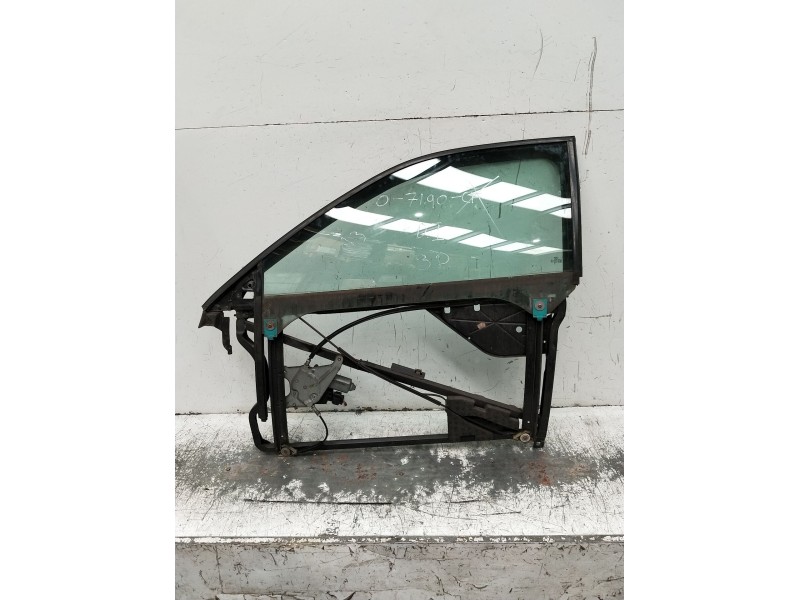 Recambio de elevalunas delantero izquierdo para audi a3 (8l1) 1.9 tdi referencia OEM IAM 8L1837753 3P 