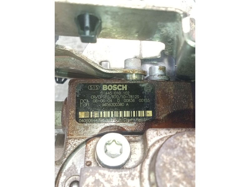 Recambio de bomba inyeccion para volvo s40 berlina 1.6 d kinetic referencia OEM IAM 0445010102 9656300380A BOSCH