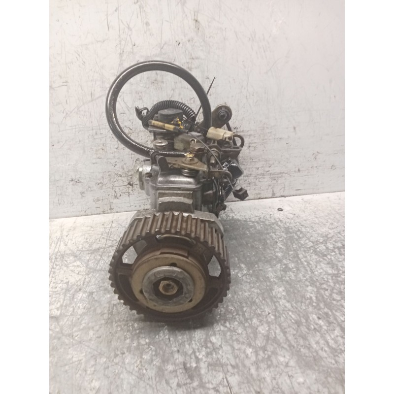 Recambio de bomba inyeccion para renault clio ii (bb_, cb_) 1.9 d (b/cb0e, bb0j) referencia OEM IAM R8448B193C  