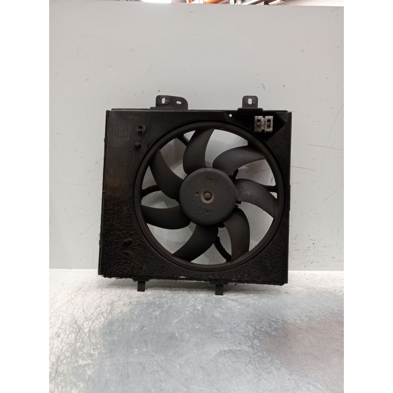 Recambio de electroventilador para citroën c3 i (fc_, fn_) 1.4 hdi referencia OEM IAM 9682902080 m143208 