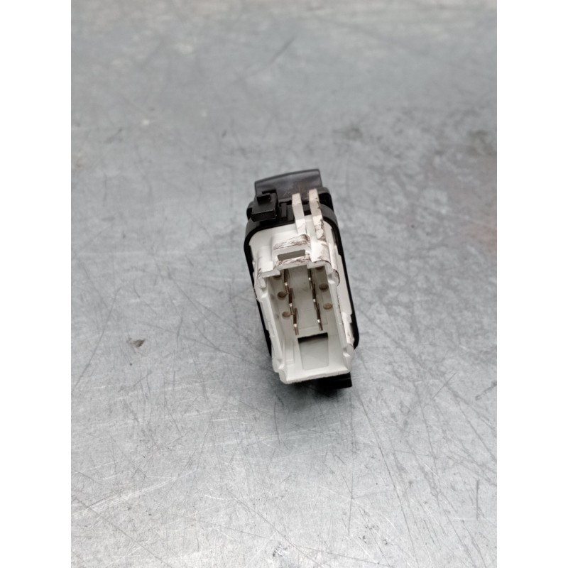 Recambio de mando elevalunas delantero derecho para renault clio ii (bb_, cb_) 1.2 16v (bb05, bb0w, bb11, bb27, bb2t, bb2u, bb2v