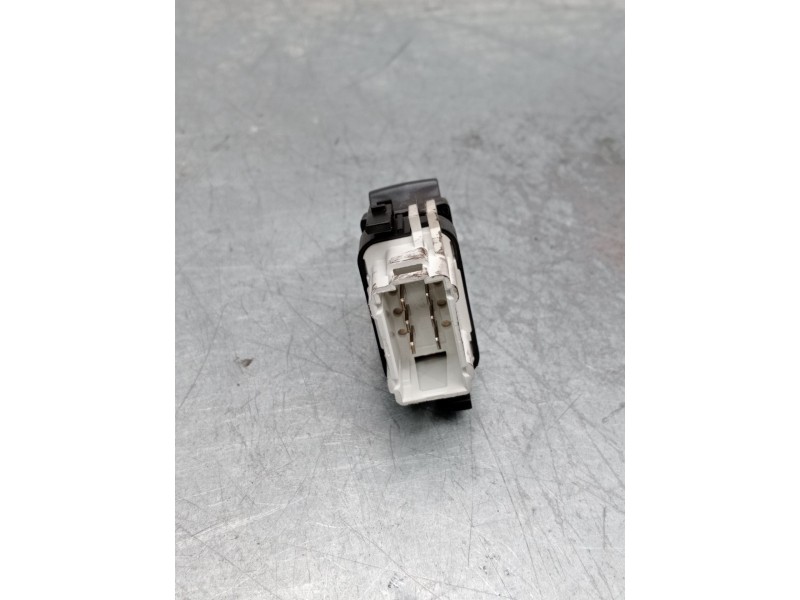 Recambio de mando elevalunas delantero derecho para renault clio ii (bb_, cb_) 1.2 16v (bb05, bb0w, bb11, bb27, bb2t, bb2u, bb2v