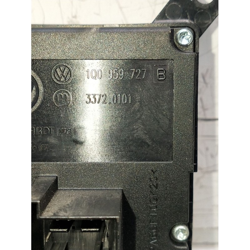 Recambio de mando multifuncion para volkswagen eos (1f7, 1f8) 2.0 fsi referencia OEM IAM 1Q0959727B Mando de techo solar 