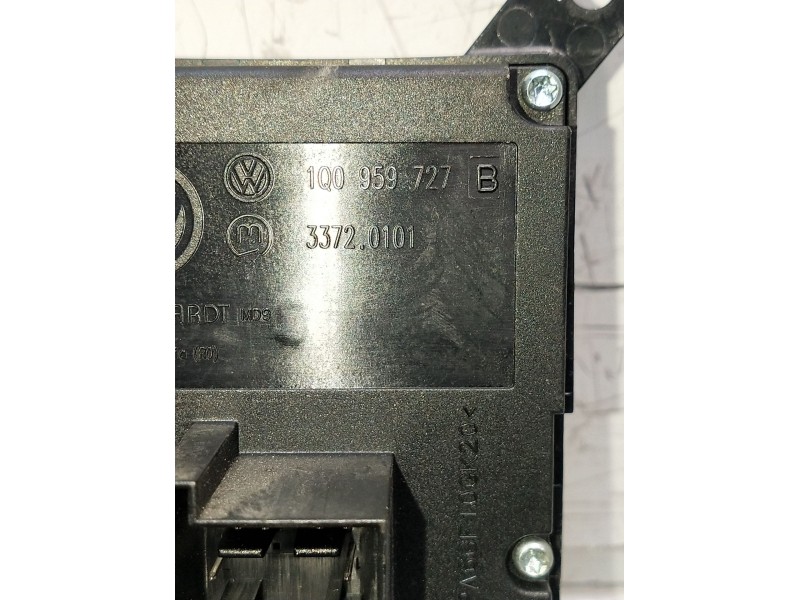 Recambio de mando multifuncion para volkswagen eos (1f7, 1f8) 2.0 fsi referencia OEM IAM 1Q0959727B Mando de techo solar 