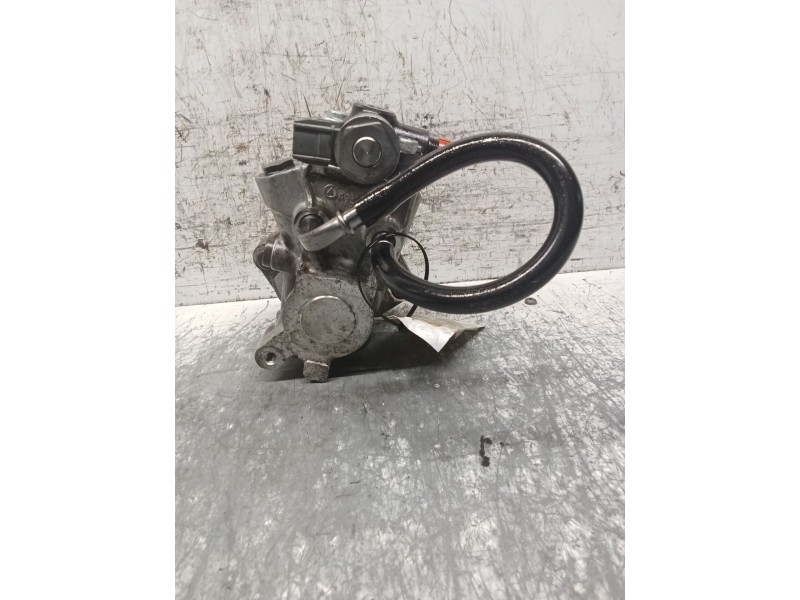 Recambio de bomba inyeccion para volvo v60 ii (225) d3 referencia OEM IAM 31452143 02D06562 