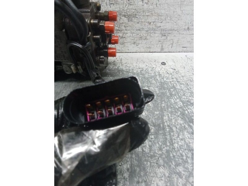 Recambio de bomba inyeccion para seat ibiza iii (6l1) 1.9 sdi referencia OEM IAM 046404972 038130107B 