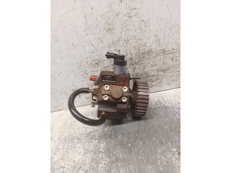 Recambio de bomba inyeccion para ford focus ii turnier (da_, ffs, ds) 1.6 tdci referencia OEM IAM 0445010102 9683703780A BOSCH