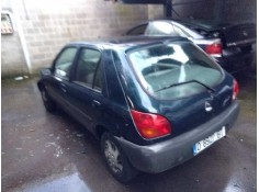 ford fiesta berlina del año 1996 2