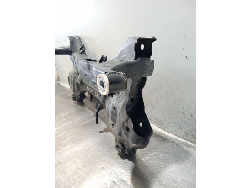 Recambio de puente delantero para hyundai ioniq (ae) 1.6 gdi hybrid referencia OEM IAM 62401G2100 CUNA 