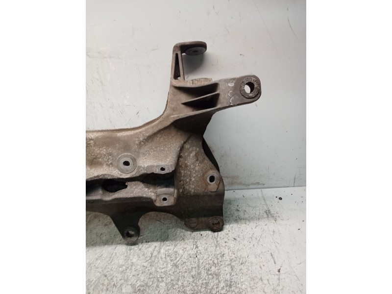 Recambio de puente delantero para fiat linea (323_, 110_) 1.3 d multijet (323axb11, 323axb1a) referencia OEM IAM   CUNA