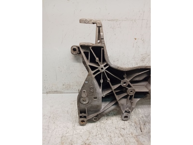 Recambio de puente delantero para fiat linea (323_, 110_) 1.3 d multijet (323axb11, 323axb1a) referencia OEM IAM   CUNA