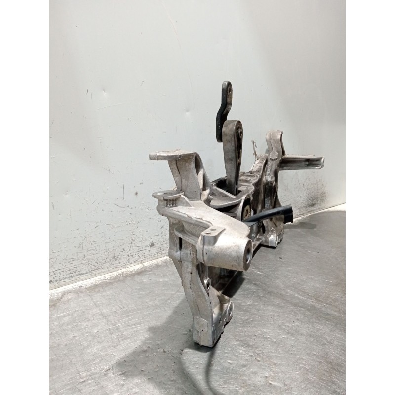 Recambio de puente delantero para volkswagen caddy iii furgoneta/monovolumen (2ka, 2kh, 2ca, 2ch) 1.9 tdi referencia OEM IAM 1K0