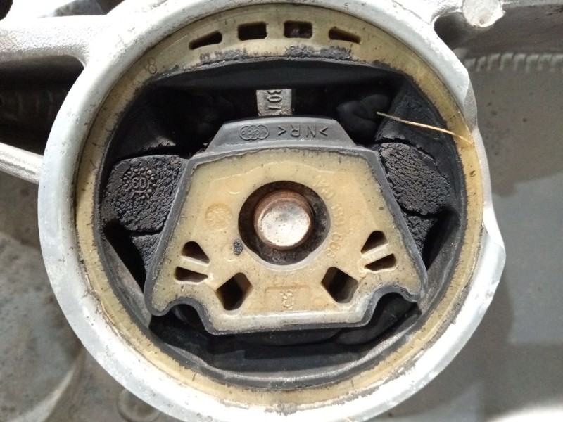 Recambio de puente delantero para volkswagen caddy iii furgoneta/monovolumen (2ka, 2kh, 2ca, 2ch) 1.9 tdi referencia OEM IAM 1K0