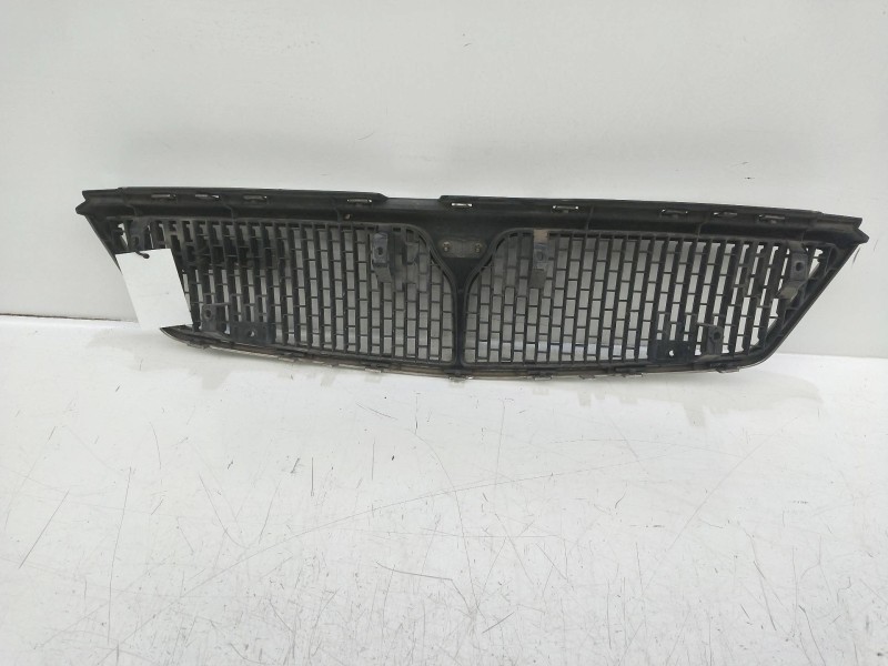 Recambio de rejilla delantera para lancia dedra berl. 1.8 cat referencia OEM IAM   