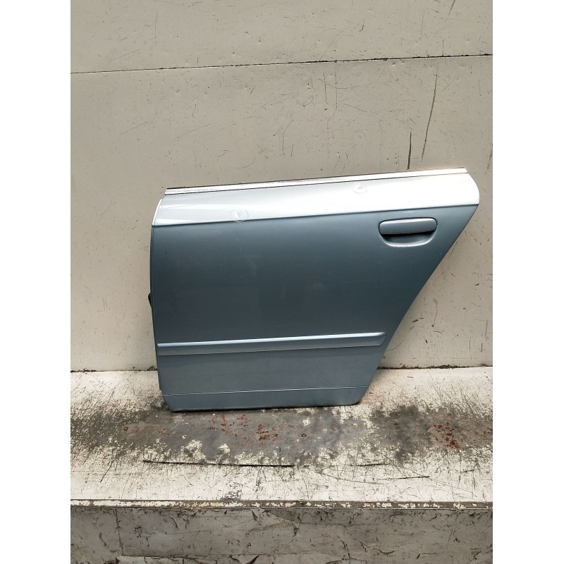 Recambio de puerta trasera izquierda para audi a4 b7 (8ec) 2.0 tdi 16v referencia OEM IAM  4P 