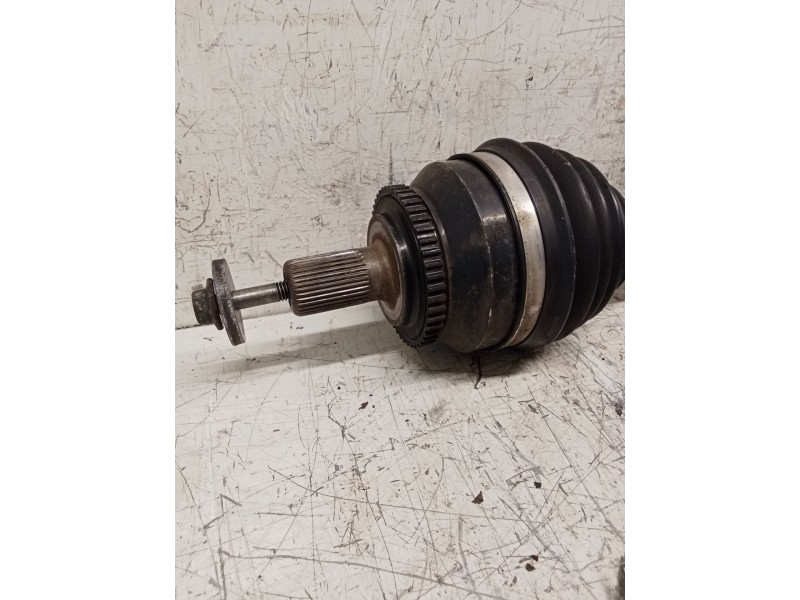 Recambio de transmision delantera derecha para volvo v70 ii (285) d5 referencia OEM IAM P8689214 T020307 