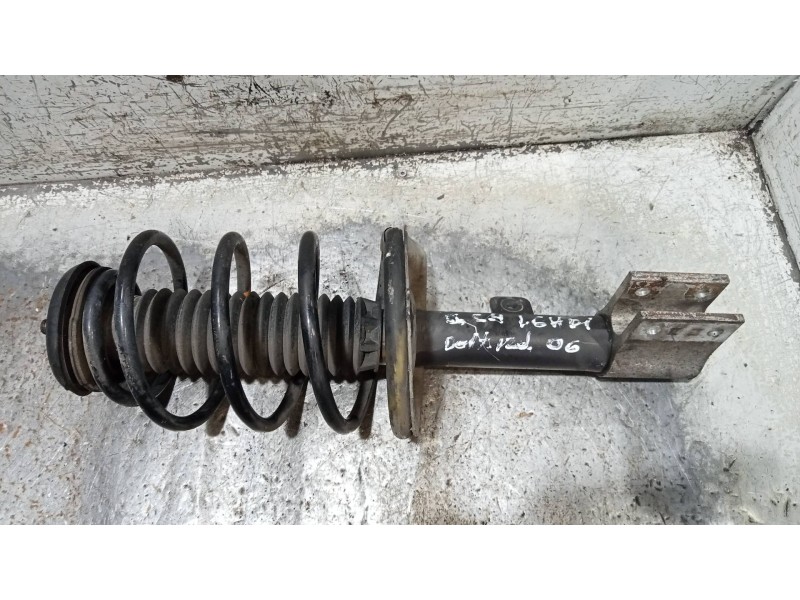 Recambio de amortiguador delantero izquierdo para citroen c4 berlina cool referencia OEM IAM   