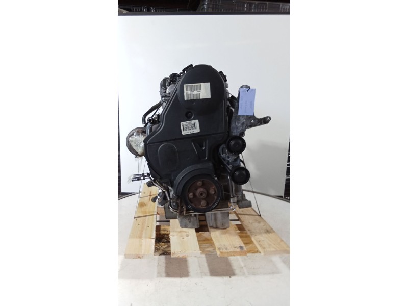 Recambio de motor completo para volvo v70 ii (285) d5 referencia OEM IAM D5244T BOSCH 37603