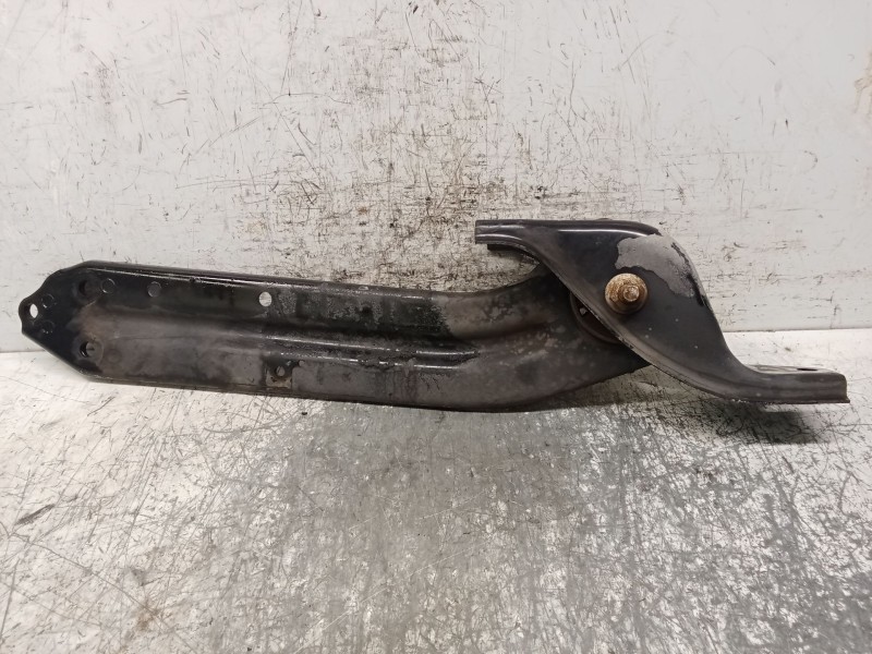 Recambio de brazo suspension inferior trasero derecho para chevrolet captiva (c100, c140) 2.0 d referencia OEM IAM   