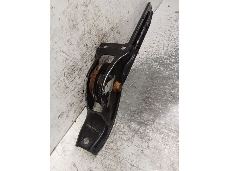 Recambio de brazo suspension inferior trasero derecho para chevrolet captiva (c100, c140) 2.0 d referencia OEM IAM   