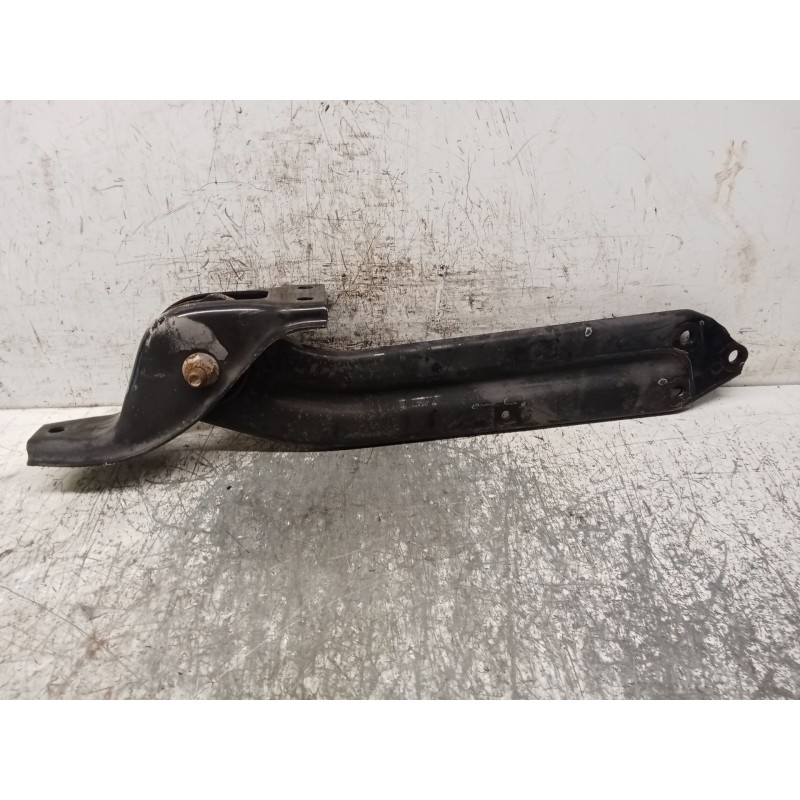Recambio de brazo suspension inferior trasero izquierdo para chevrolet captiva (c100, c140) 2.0 d referencia OEM IAM   