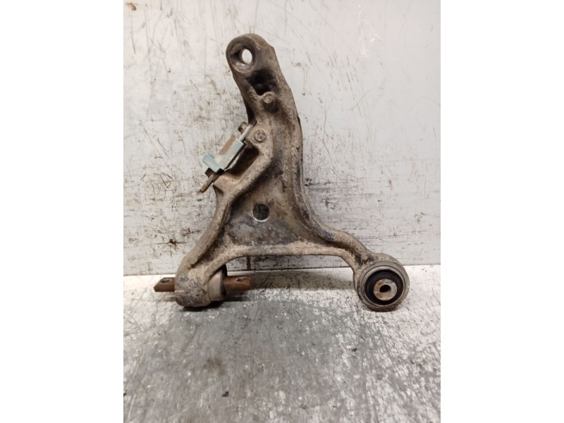 Recambio de brazo suspension inferior delantero izquierdo para volvo v70 ii (285) d5 referencia OEM IAM   