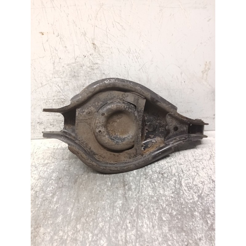 Recambio de brazo suspension inferior trasero izquierdo para chevrolet captiva (c100, c140) 2.0 d referencia OEM IAM   