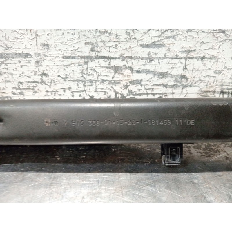 Recambio de brazo suspension inferior trasero izquierdo para bmw x1/ix1 u11 x1 sdrive18d referencia OEM IAM 689588501  