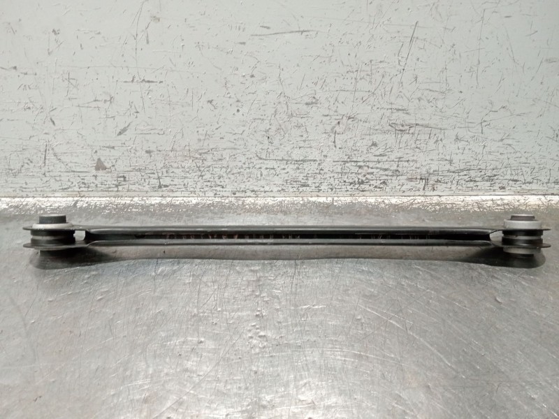 Recambio de brazo suspension inferior trasero izquierdo para bmw x1/ix1 u11 x1 sdrive18d referencia OEM IAM 6894276  