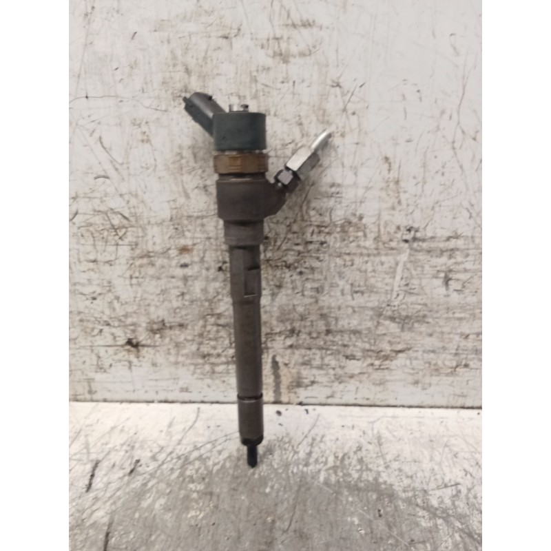 Recambio de inyector para chevrolet captiva (c100, c140) 2.0 d referencia OEM IAM 7851505443301 0445110270 96440397 BOSCH
