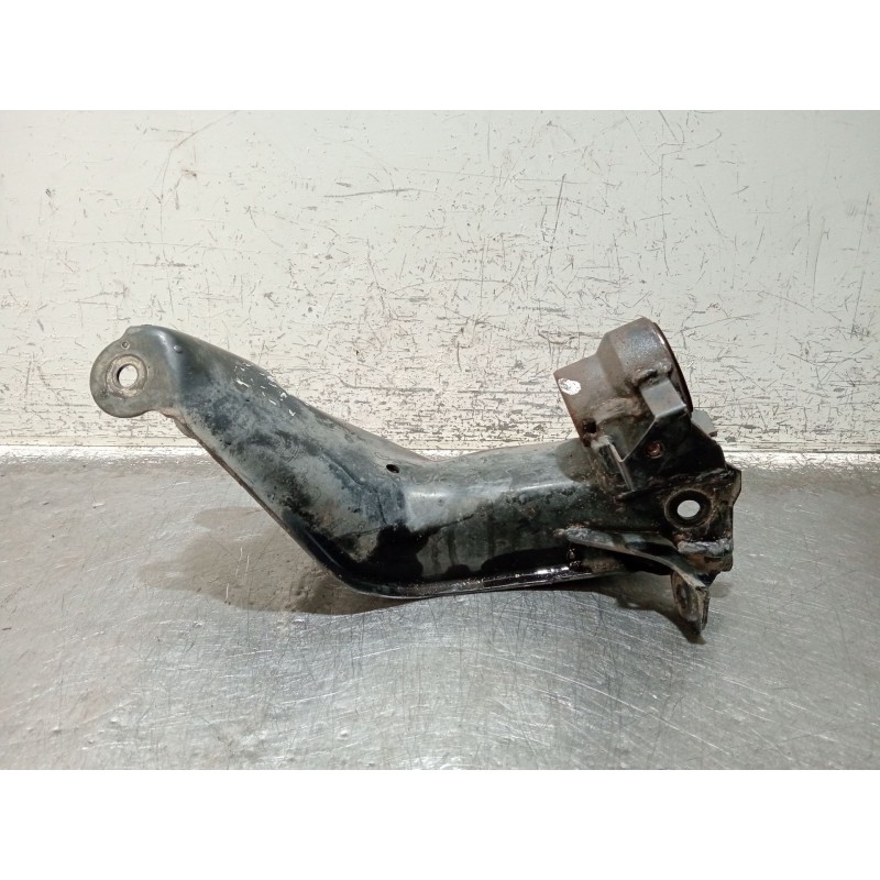 Recambio de brazo suspension superior delantero derecho para nissan primera hatchback (p11) 1.6 16v referencia OEM IAM   