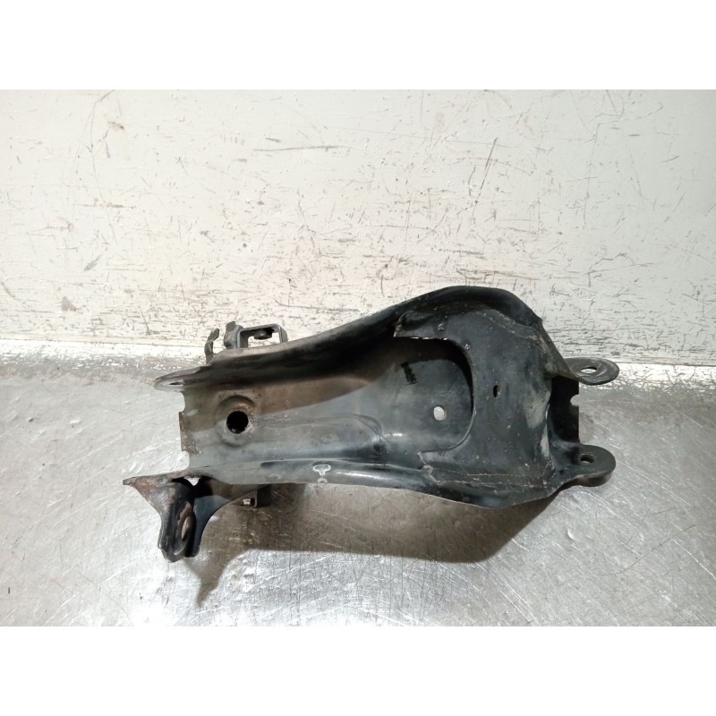 Recambio de brazo suspension superior delantero derecho para nissan primera hatchback (p11) 1.6 16v referencia OEM IAM   