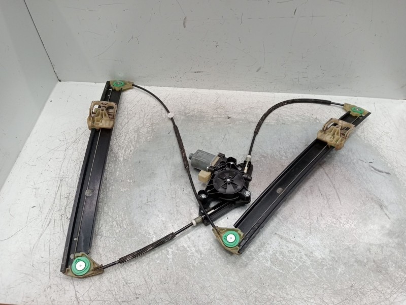 Recambio de elevalunas delantero izquierdo para skoda octavia iii (5e3, nl3, nr3) 2.0 tdi referencia OEM IAM 5e0837461b  