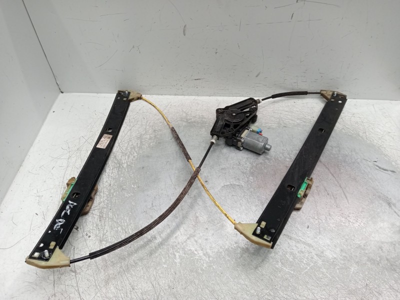 Recambio de elevalunas delantero derecho para skoda octavia iii (5e3, nl3, nr3) 2.0 tdi referencia OEM IAM 5e0837462  