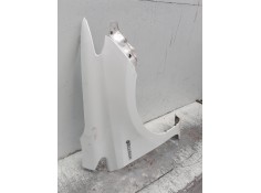 Recambio de aleta delantera derecha para toyota auris (_e18_) 1.3 (nre180_) referencia OEM IAM    2