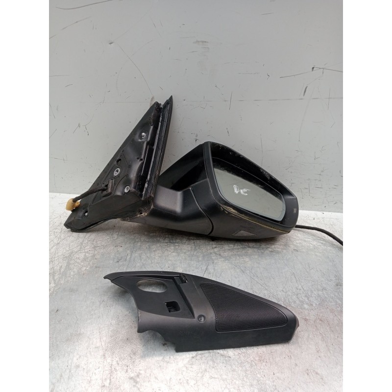 Recambio de retrovisor derecho para skoda octavia iii (5e3, nl3, nr3) 2.0 tdi referencia OEM IAM electrico 1 enchufe 12 cables 