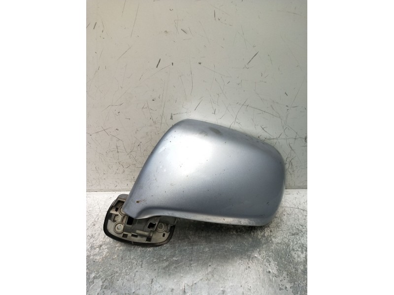 Recambio de retrovisor izquierdo para hyundai trajet (fo) 2.0 crdi referencia OEM IAM  ELECTRICO 