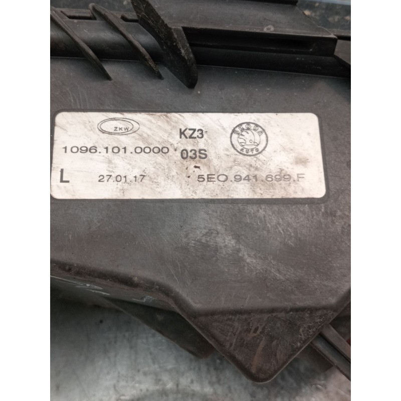 Recambio de faro antiniebla izquierdo para skoda octavia iii (5e3, nl3, nr3) 2.0 tdi referencia OEM IAM 5e0941699F 10961010000 