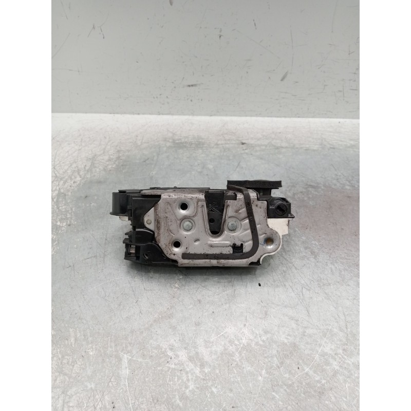 Recambio de motor cierre centralizado delantero derecho para skoda octavia iii (5e3, nl3, nr3) 2.0 tdi referencia OEM IAM 5e1837