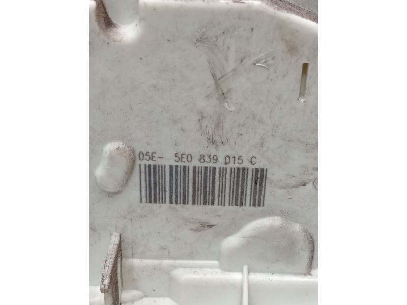 Recambio de motor cierre centralizado trasero izquierdo para skoda octavia iii (5e3, nl3, nr3) 2.0 tdi referencia OEM IAM 5e0839