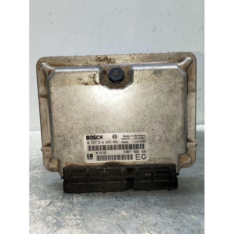 Recambio de centralita motor uce para opel frontera b (u99) 2.2 dti (6b_zc, 6b_vf, 6b_66, 6b_76) referencia OEM IAM 0281010025  