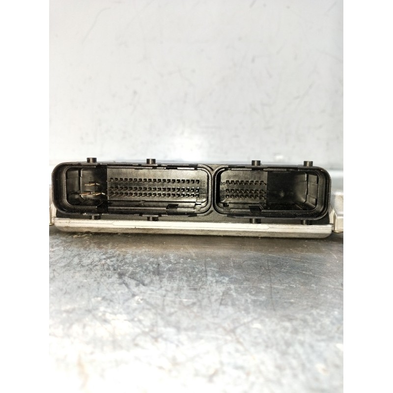 Recambio de centralita motor uce para opel frontera b (u99) 2.2 dti (6b_zc, 6b_vf, 6b_66, 6b_76) referencia OEM IAM 0281010025  