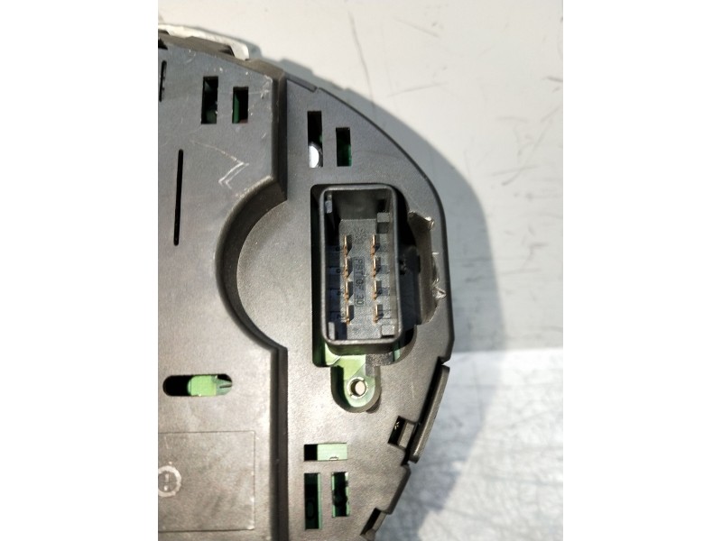 Recambio de cuadro instrumentos para volkswagen polo (9n1) trendline referencia OEM IAM 6Q0920822D 15100419594 110080125