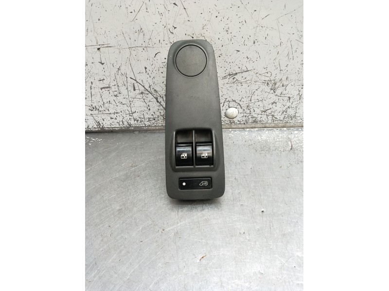 Recambio de mando elevalunas delantero izquierdo para peugeot boxer furgoneta 2.2 hdi 120 referencia OEM IAM 462060166  