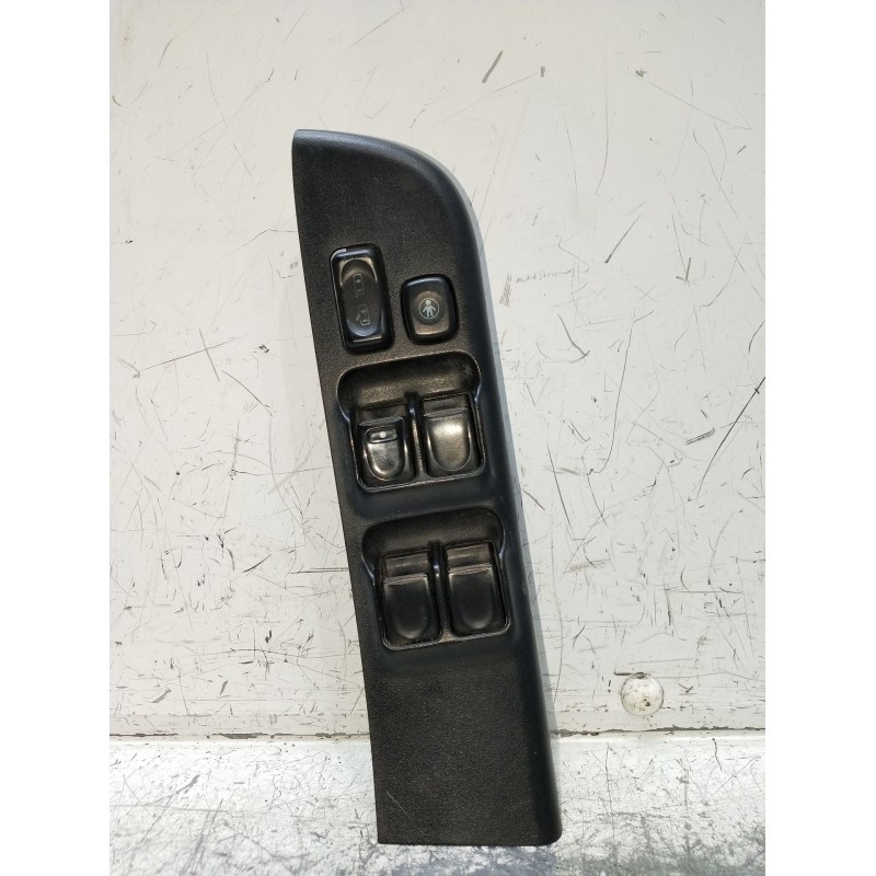Recambio de mando elevalunas delantero izquierdo para opel frontera b (u99) 2.2 dti (6b_zc, 6b_vf, 6b_66, 6b_76) referencia OEM 