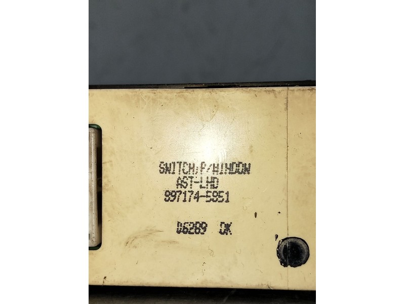 Recambio de mando elevalunas delantero derecho para opel frontera b (u99) 2.2 dti (6b_zc, 6b_vf, 6b_66, 6b_76) referencia OEM IA