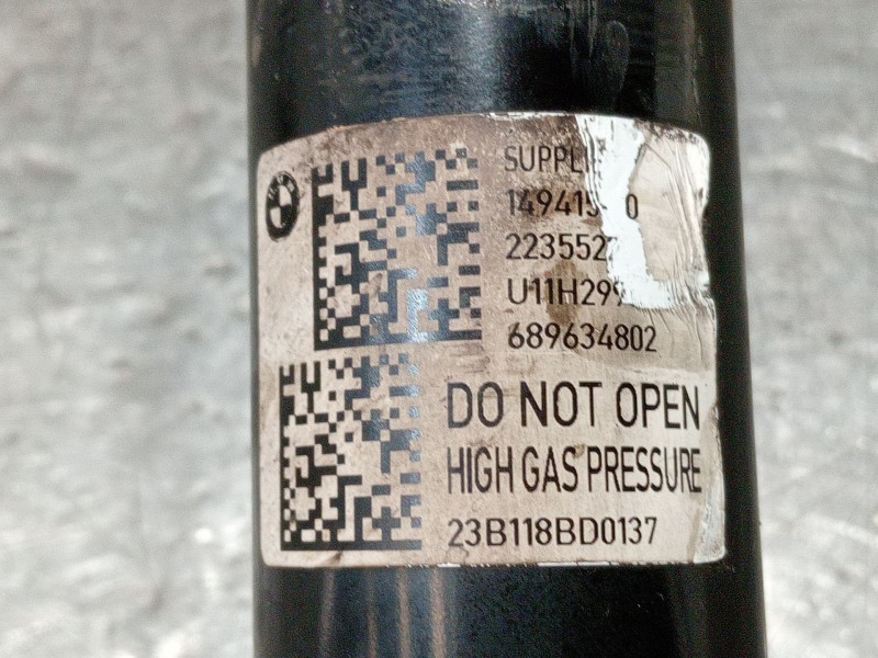 Recambio de amortiguador trasero izquierdo para bmw x1/ix1 u11 x1 sdrive18d referencia OEM IAM 689634802  