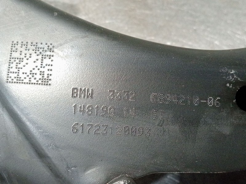 Recambio de mangueta trasera derecha para bmw x1/ix1 u11 x1 sdrive18d referencia OEM IAM 3332689421006  