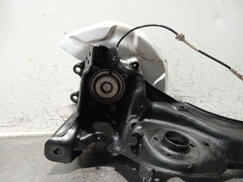 Recambio de mangueta trasera izquierda para bmw x1/ix1 u11 x1 sdrive18d referencia OEM IAM 3332689420906  